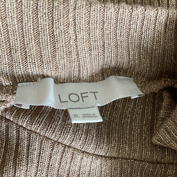 LOFT XL metallic sweater gold - Picture 9 of 10